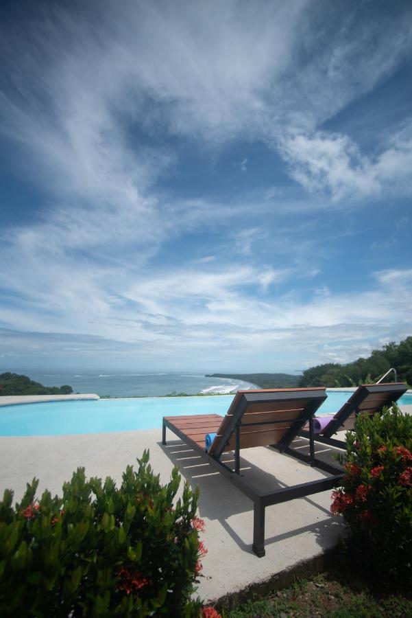 Ballena Paraiso Lodge Увита Экстерьер фото
