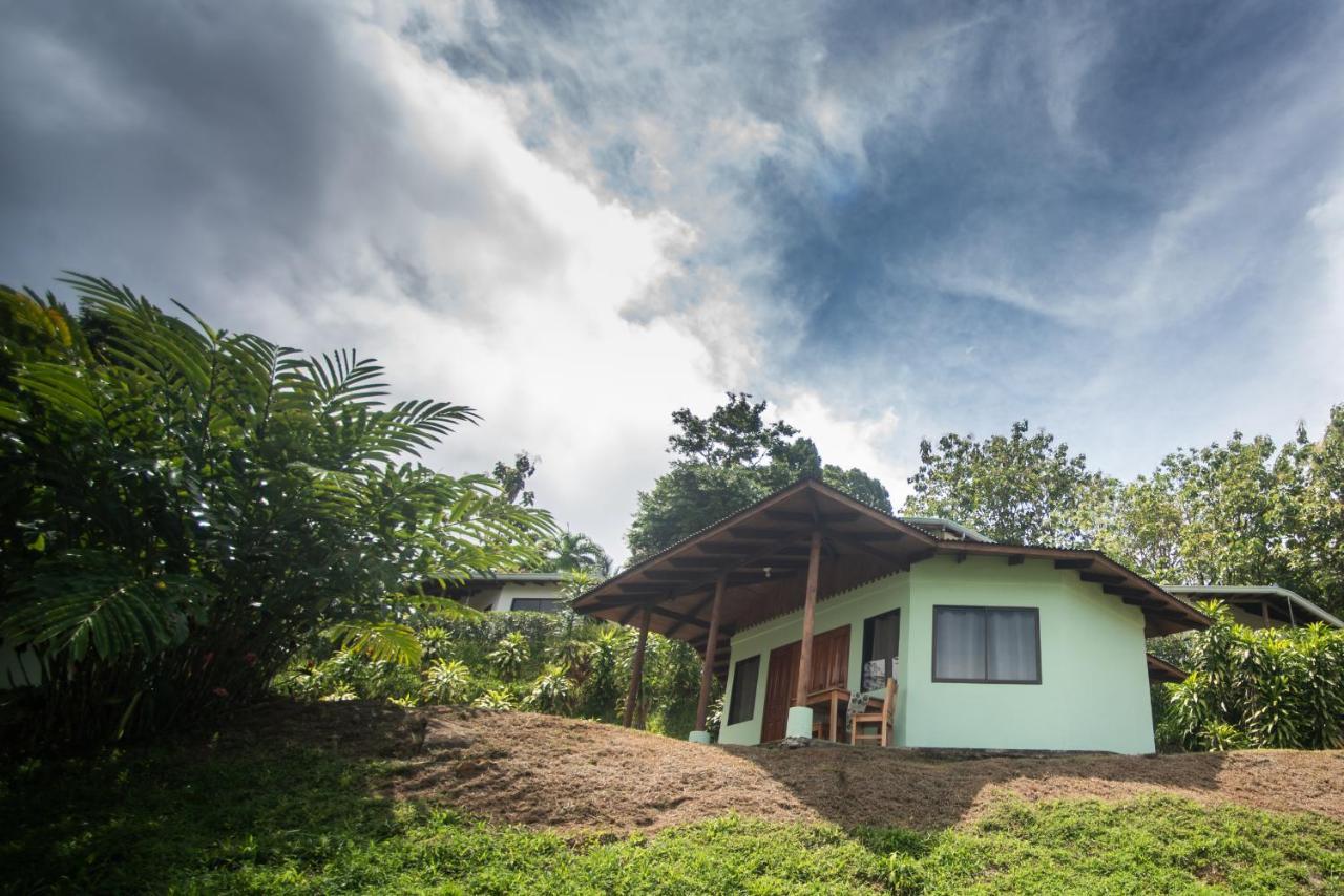 Ballena Paraiso Lodge Увита Экстерьер фото