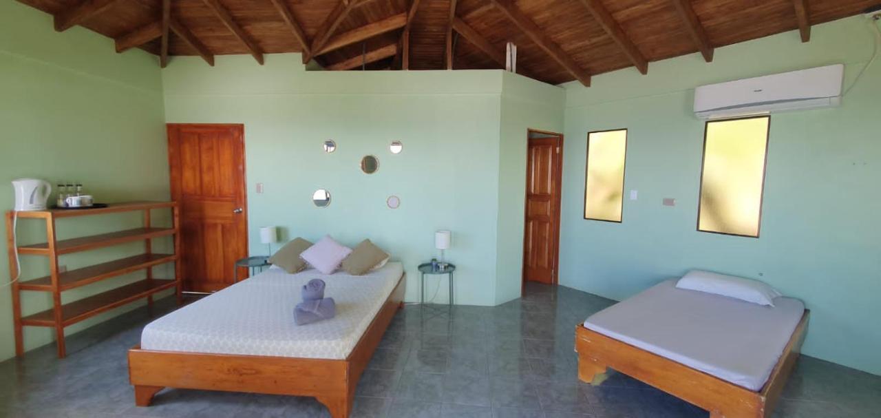 Ballena Paraiso Lodge Увита Экстерьер фото