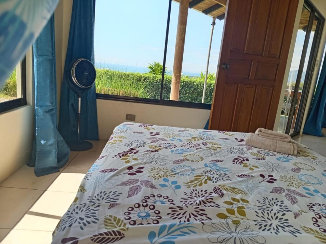 Ballena Paraiso Lodge Увита Экстерьер фото