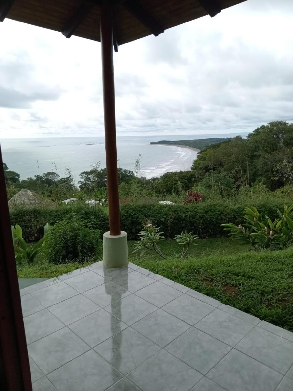 Ballena Paraiso Lodge Увита Экстерьер фото